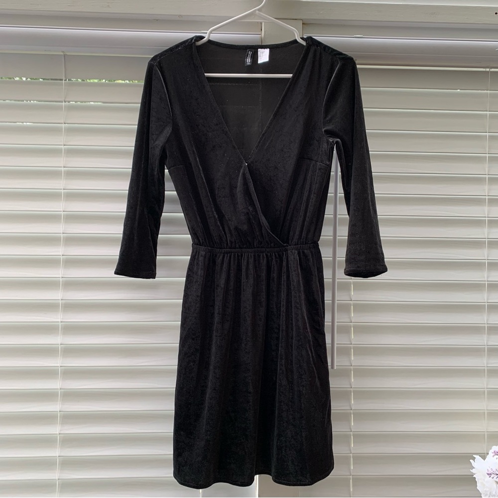 H&M Velvet dress
